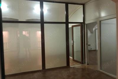 Spațiu comercial, de 60 mp, în Ultracentral