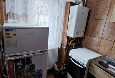 Garsonieră decomandată în 9 Mai - 1