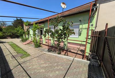 Casă cu 3 camere cu Canalizare în Central - 14