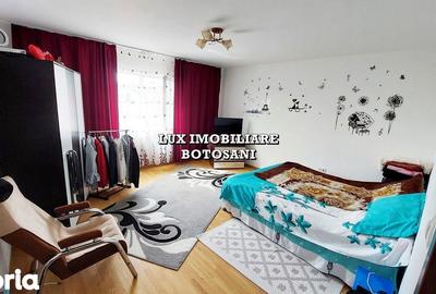 Apartament cu 3 camere decomandat în Central - 3