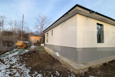 Casă cu 4 camere cu Teren 530 Mp în Central - 2