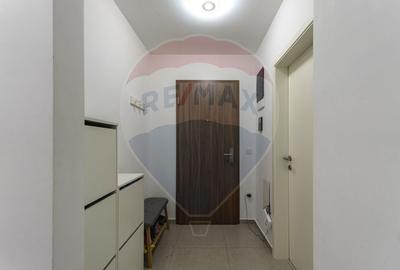 Apartament cu 3 camere decomandat, mobilat în Tractorul - 5