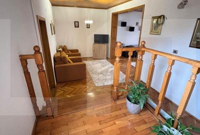 Casă cu 7 camere cu Teren 393 Mp în Central - 10