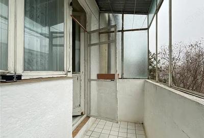 Apartament cu 2 camere decomandat în 23 August - 4