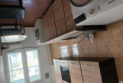 Apartament cu 2 camere semidecomandat în Constructorilor - 2