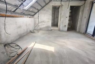 Casă cu 4 camere cu Teren 500 Mp în Rădăuți - 1