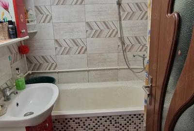 Garsoniera de vanzare etaj 1 - 6