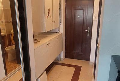 Inchiriez garsoniera - 5