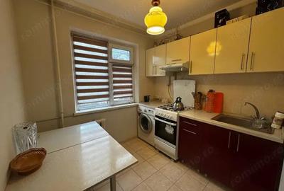 Ofer spre inchiriere apartament cu 2 camere in zona salajan Ofer spre inchiriere apartament cu 2 camere in zona salajan - 2