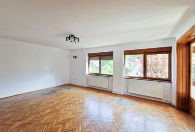 Ultracentral, vila 7 cam, zona Maternitate, 4 parcari, gradina, comision 0% - 9