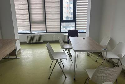 Birou, de 49 mp, în Podul de Fier - 3