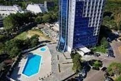 Apartament cu 3 camere semidecomandat, mobilat în Central - 17