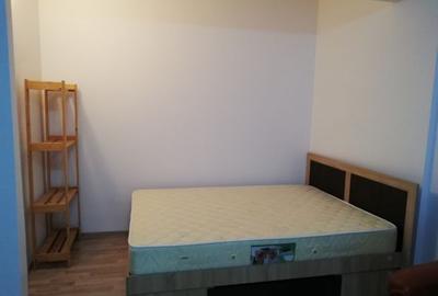 Închiriez în Cluj-Napoca apartament cu o camera