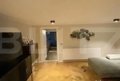 Casă cu 7 camere cu Teren 1507 Mp în Central - 11