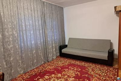 Apartament cu 2 camere decomandat în Micro IV - 2