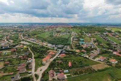 Teren intravilan 1 210 mp, dublu front, de vanzare, Strada Izvorului - 15