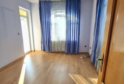 Casă cu 5 camere decomandat cu Teren 500 Mp în Baciu - 6