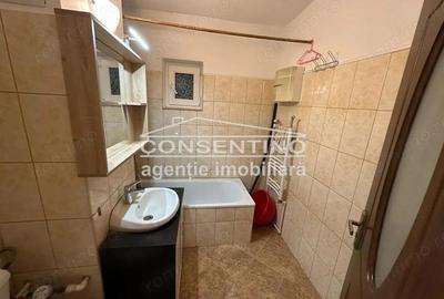 Se vinde imobil cu 2 camere in cart. Brosteni , liber, etaj 3 - 5