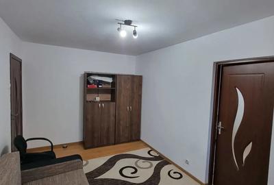 Apartament cu 2 camere semidecomandat în Central - 3
