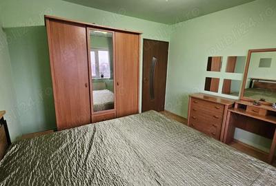 Apartament cu 3 camere decomandat în Lunei - 4