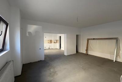 OPORTUNITATE ! Casa Mare cu Teren in Proprietate ! Icoanei - 6