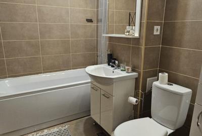 Apartament cu 2 camere decomandat în 1 Mai - 2