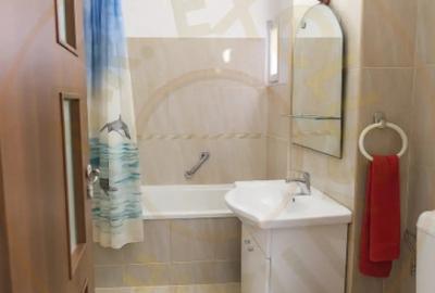 Apartament cu 4 camere decomandat, mobilat în Central - 2