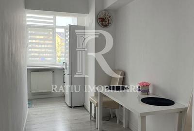 Apartament cu 3 camere decomandat în Nufărul - 4