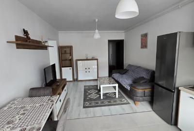 Studio de închiriat