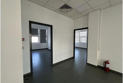 Birou, de 300 mp, în Obor - 3