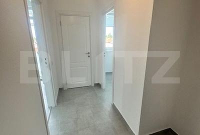 Apartament de vanzare, cu 2 camere, 58 mp, zona 1 Mai - 5