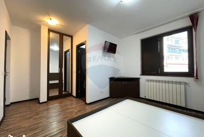 Casă cu 5 camere cu Teren 110 Mp în Palazu Mare - 10