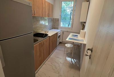 Garsonieră în Apărătorii Patriei - 5