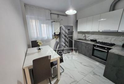Apartament cu 4 camere semidecomandat în Aradului - 1