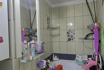 Apartament 3 camere in Deva, zona Eminescu colt cu Balcescu, etaj 2 - 5