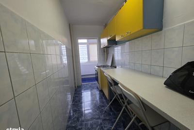 Garsonieră decomandată în Astra - 9