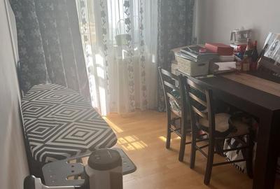 Apartament cu 3 camere decomandat în Central - 4