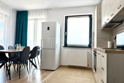 Apartament cu 2 camere semidecomandat, mobilat în Tractorul - 13
