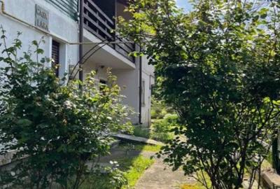 Casă cu 7 camere cu Teren 297 Mp în Central - 4