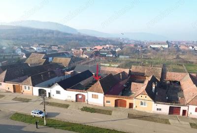 Casă cu 3 camere cu Teren 1418 Mp în Brateiu - 19