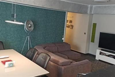 Apartament cu 4 camere decomandat, mobilat în Mihai Bravu