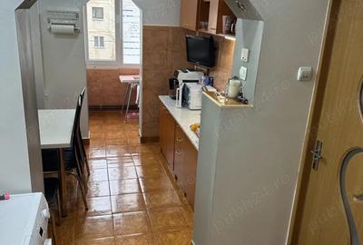 Apartament cu 3 camere decomandat în Lipovei - 8