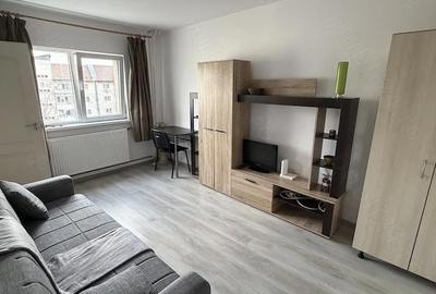 Garsonieră semidecomandată în Central