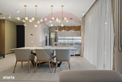 Casă cu 6 camere cu Teren 571 Mp în Central