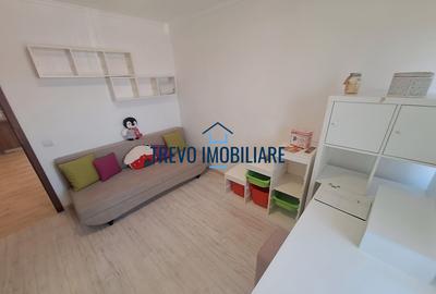 Apartament cu 3 camere semidecomandat, mobilat în Zorilor - 9