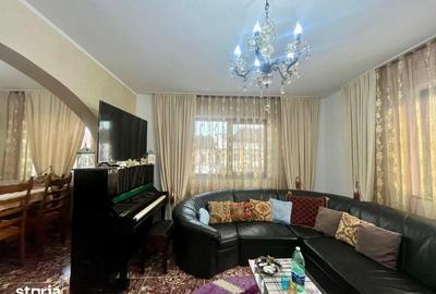 Casă cu 8 camere cu Teren 1500 Mp în Burdujeni