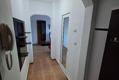 Apartament cu 2 camere semidecomandat în Tomis Nord