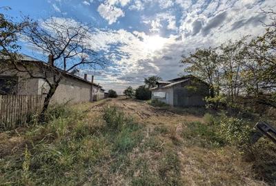 Casă cu 3 camere cu Teren 1187 Mp în Gârbovi - 5