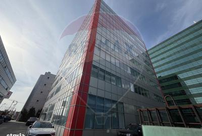 Spațiu comercial, de 8,000 mp, în Central