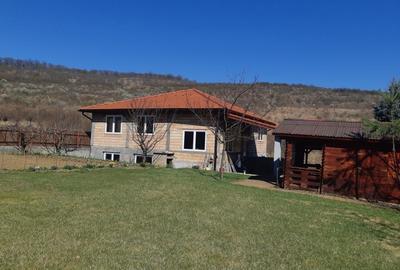 Casă cu 3 camere cu Teren 1000 Mp în Livezeni - 3